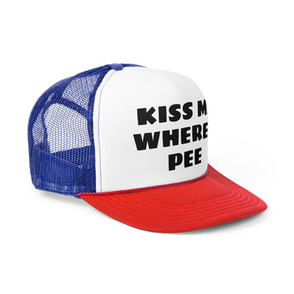 KISS ME Trucker Cap